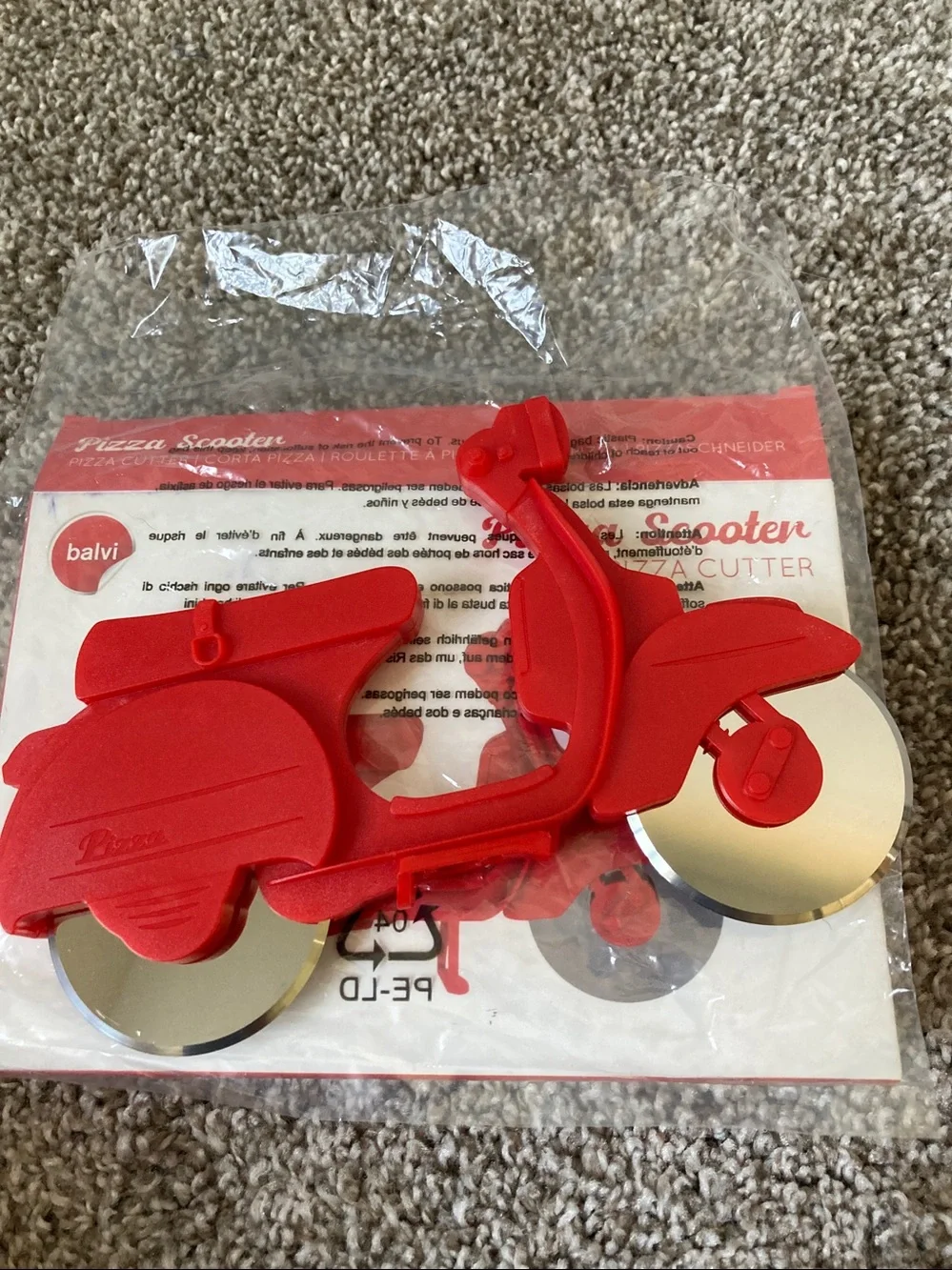 NIB Balvi Scooter Shaped Pizza Cutter Barcelona Spain Gift